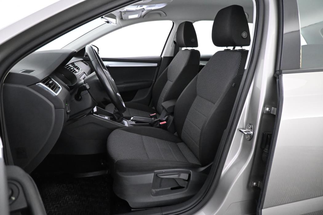 SKODA Octavia 2014