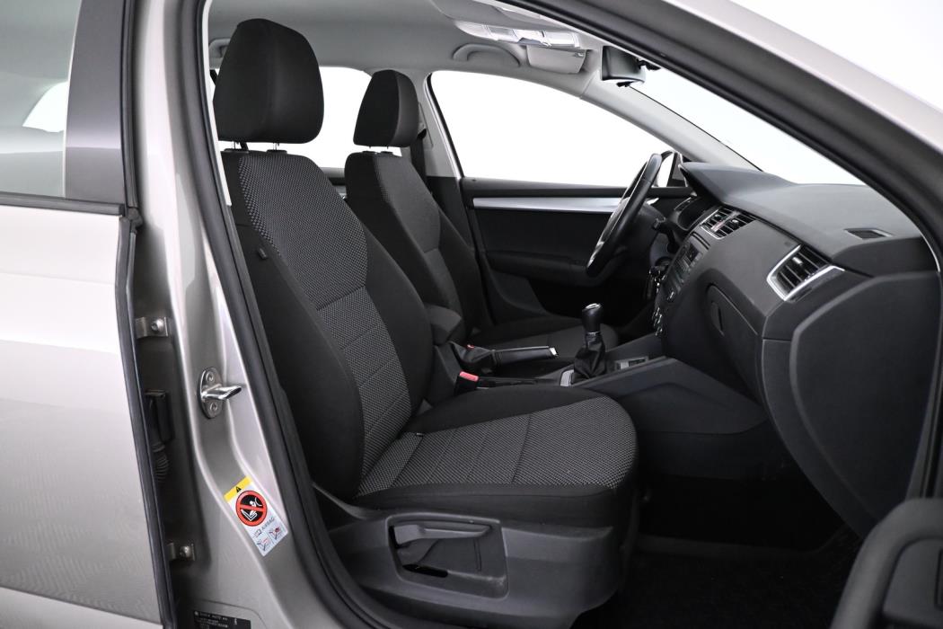 SKODA Octavia 2014