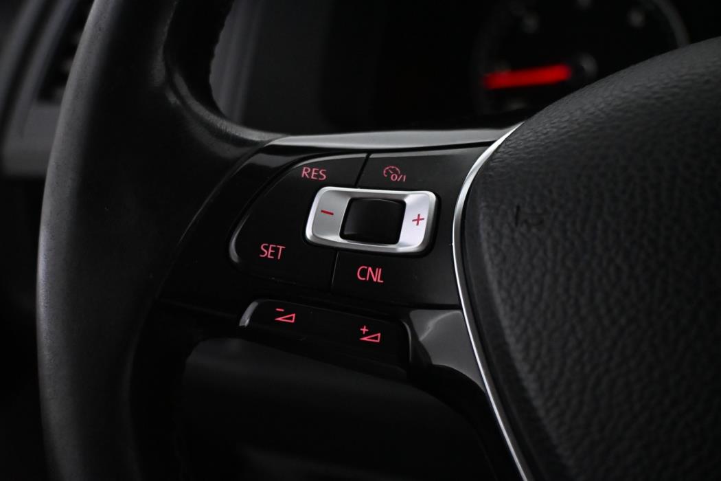 VOLKSWAGEN Transporter 2017