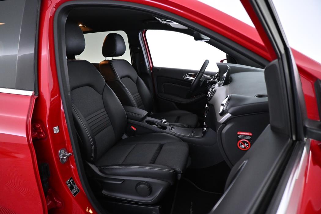 MERCEDES-BENZ B 2018