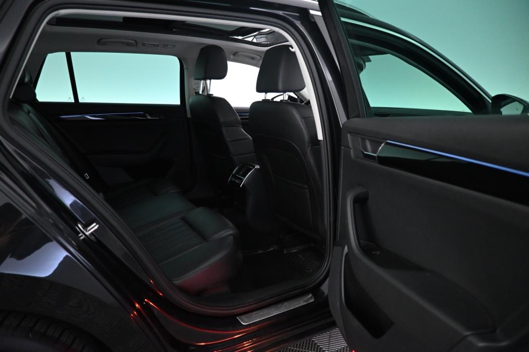 SKODA Superb 2016