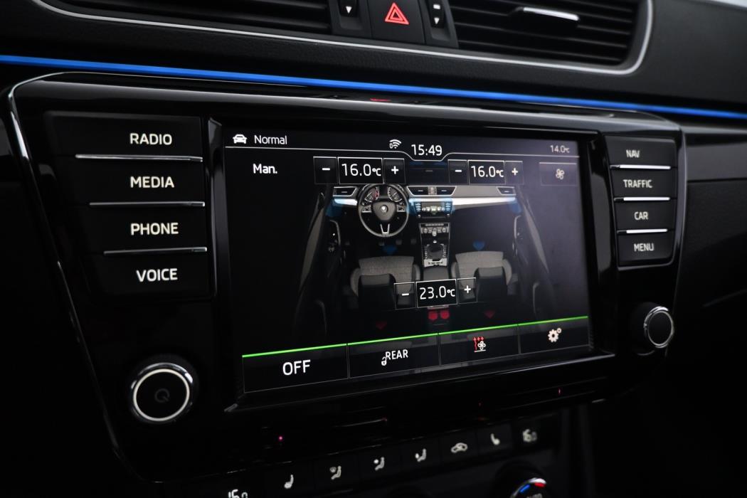 SKODA Superb 2016
