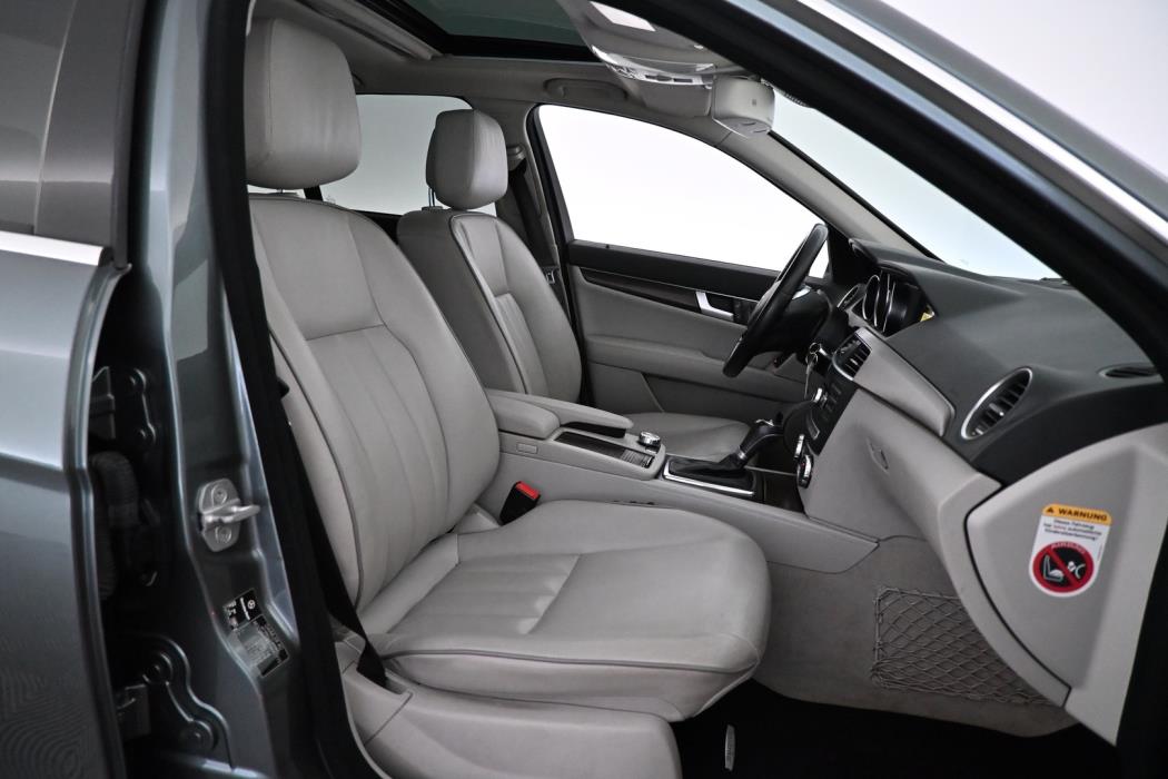 MERCEDES-BENZ C 2012
