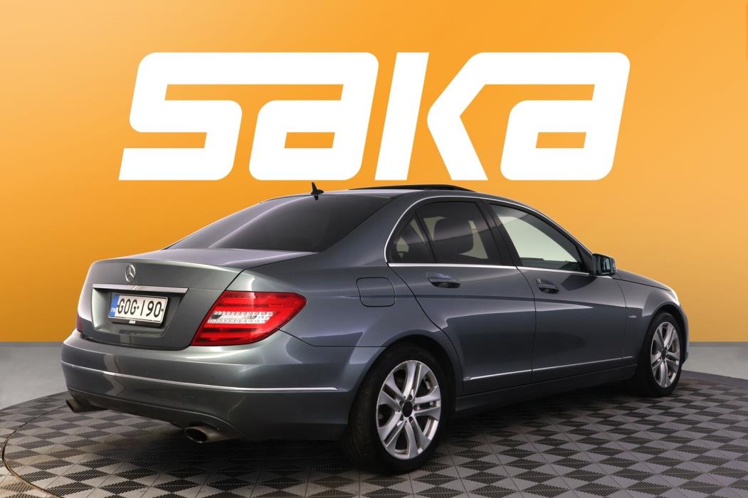 MERCEDES-BENZ C 2012