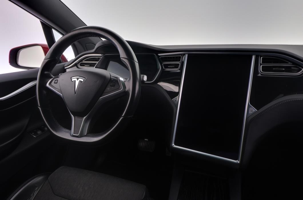 TESLA Model X 2017