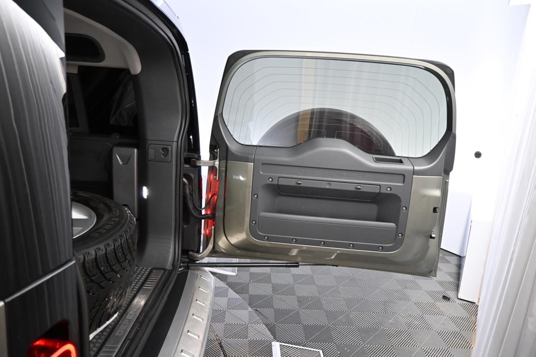 LAND ROVER Defender 2022