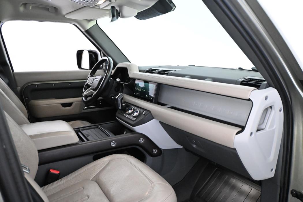 LAND ROVER Defender 2022