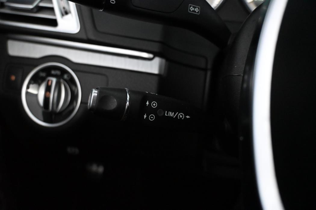 MERCEDES-BENZ E 2013