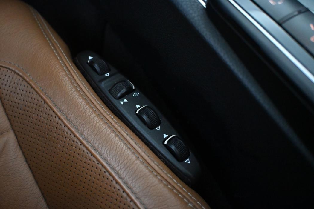 MERCEDES-BENZ E 2013