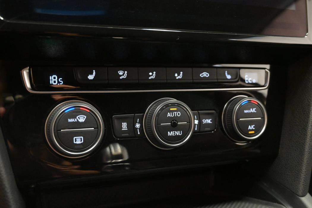 VOLKSWAGEN Passat 2020