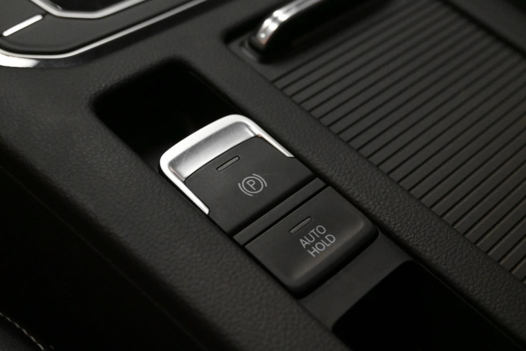 VOLKSWAGEN Passat 2020