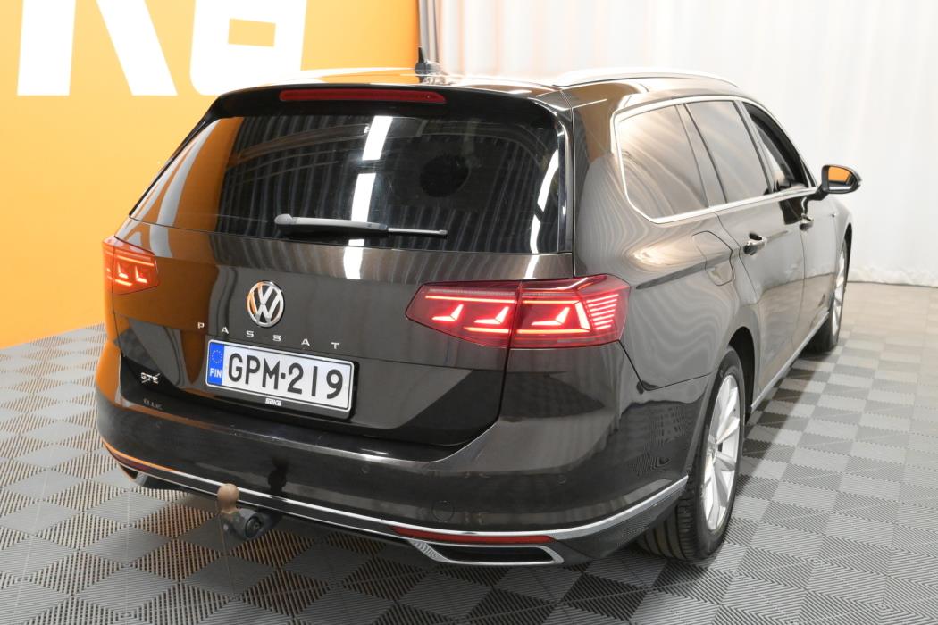 VOLKSWAGEN Passat 2020