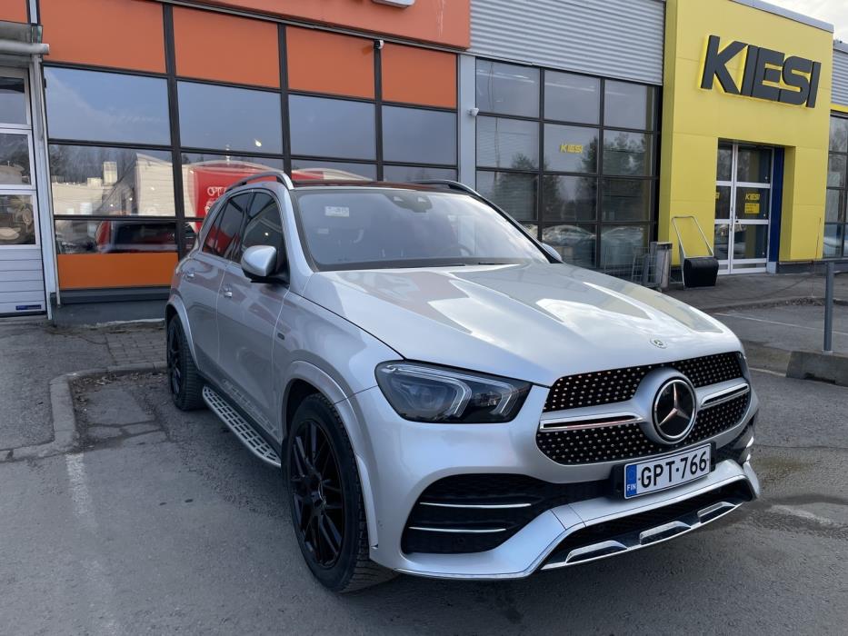 MERCEDES-BENZ GLE 2021