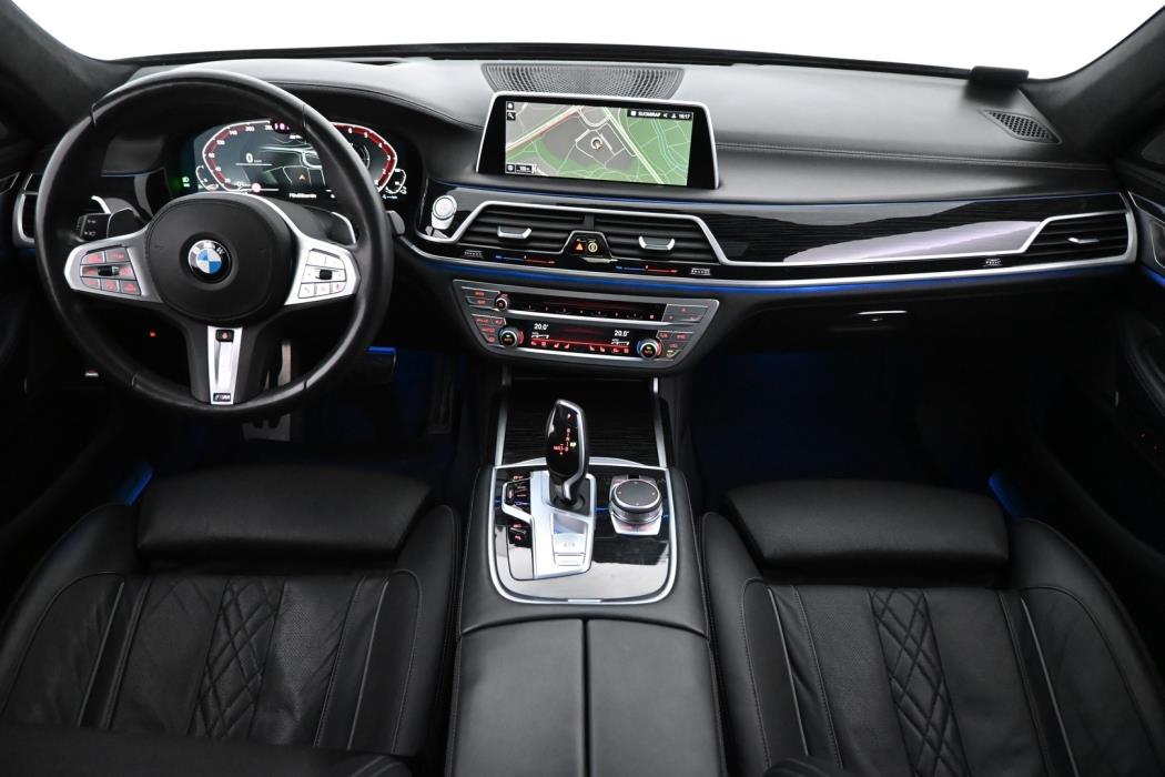 BMW 745 2020