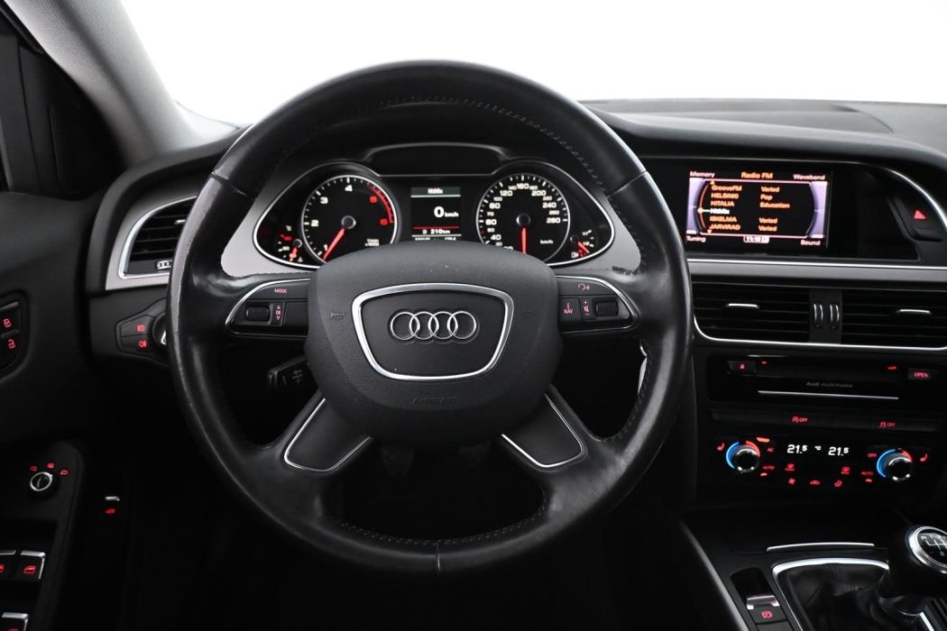 AUDI A4 2013