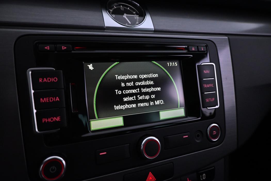 VOLKSWAGEN Passat 2014