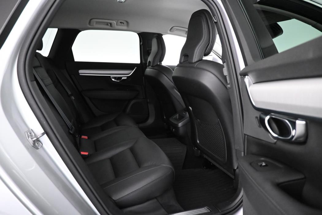 VOLVO V90 2019