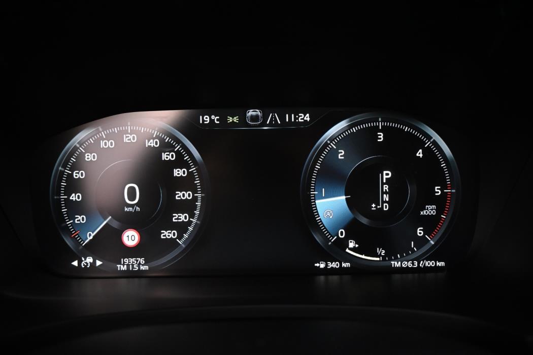 VOLVO V90 2019
