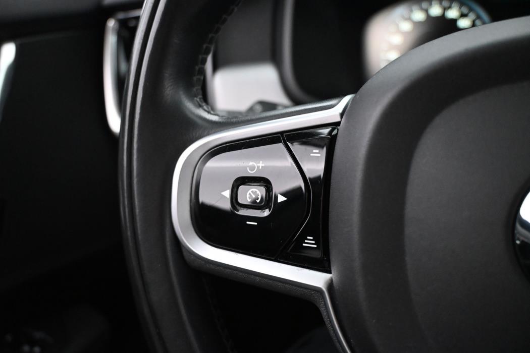 VOLVO V90 2019