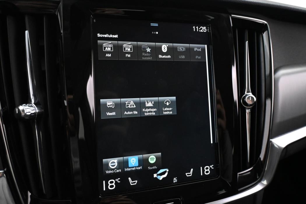VOLVO V90 2019