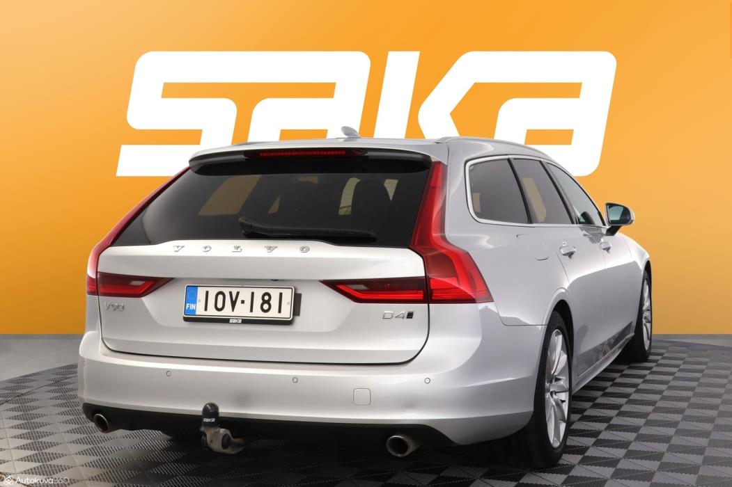 VOLVO V90 2019
