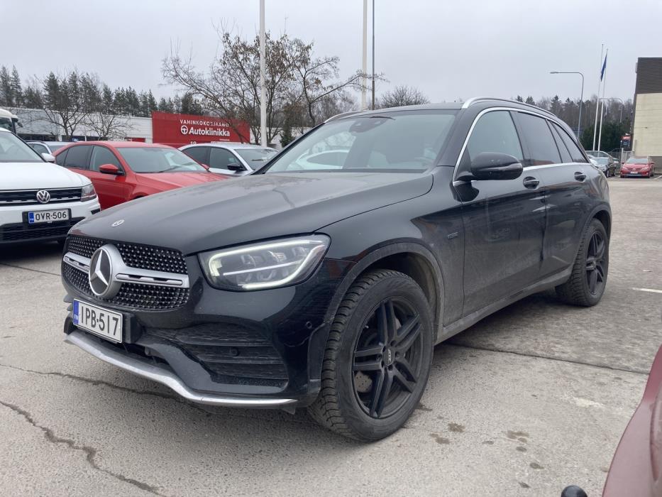 MERCEDES-BENZ GLC 2021