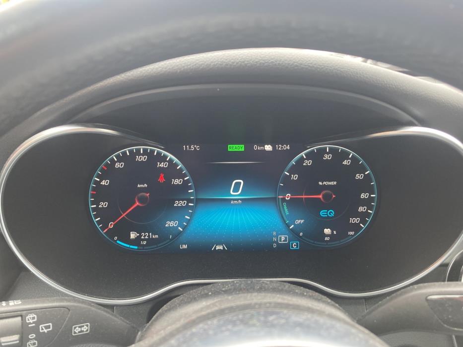 MERCEDES-BENZ GLC 2021