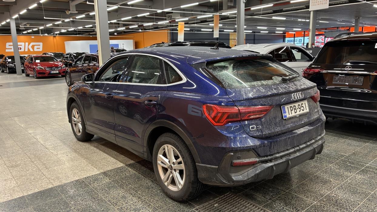 AUDI Q3 2022