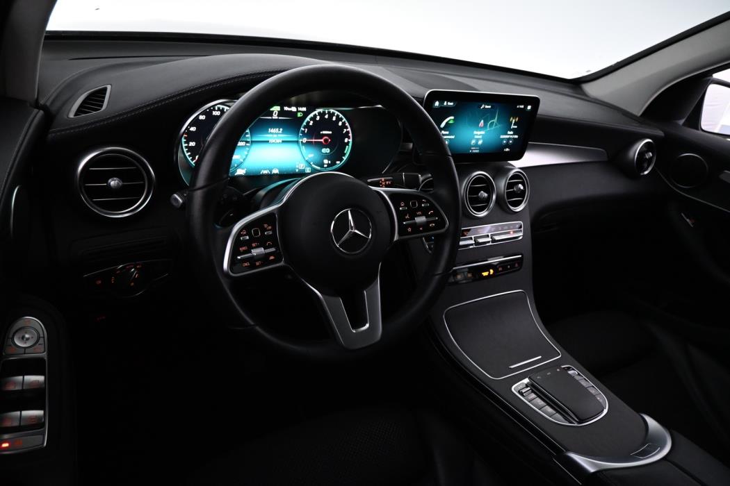 MERCEDES-BENZ GLC 2022