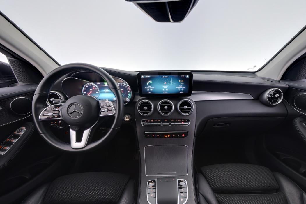 MERCEDES-BENZ GLC 2022