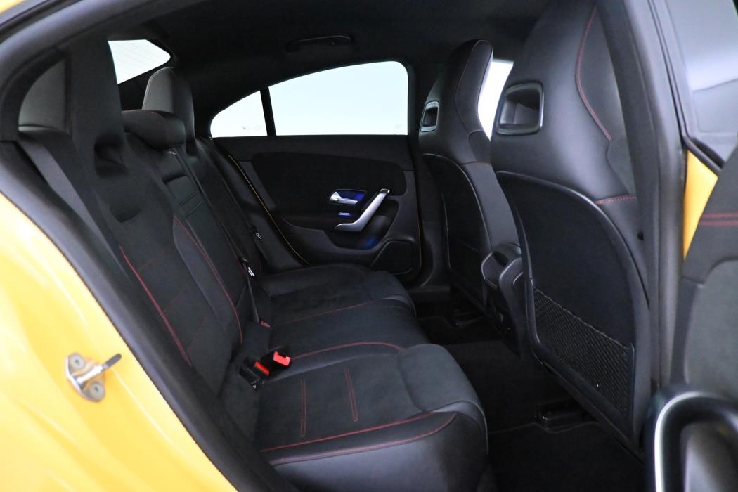 MERCEDES-BENZ CLA 2023