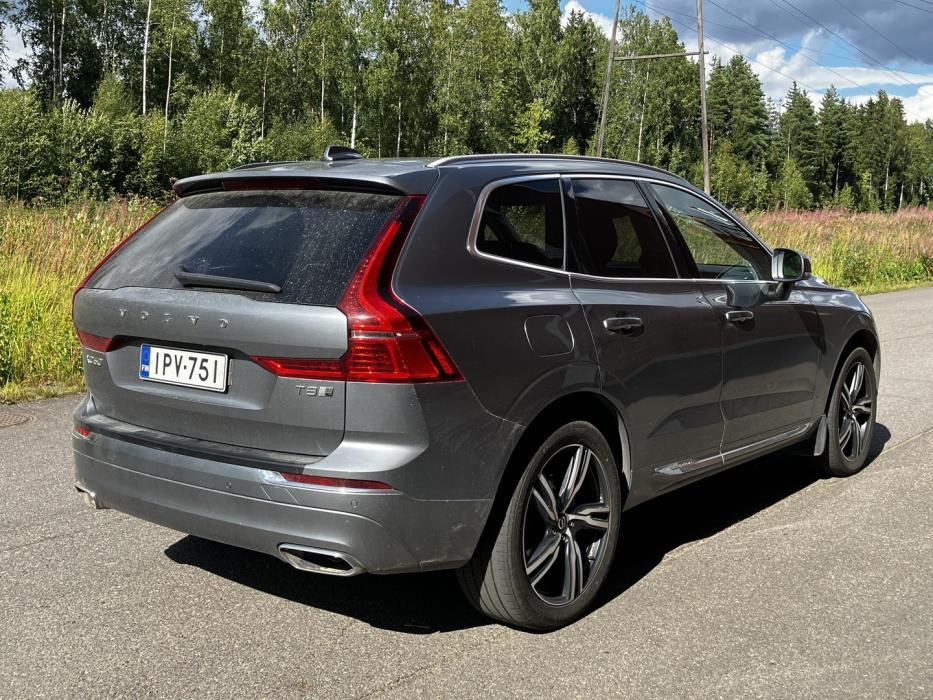 VOLVO XC60 2019