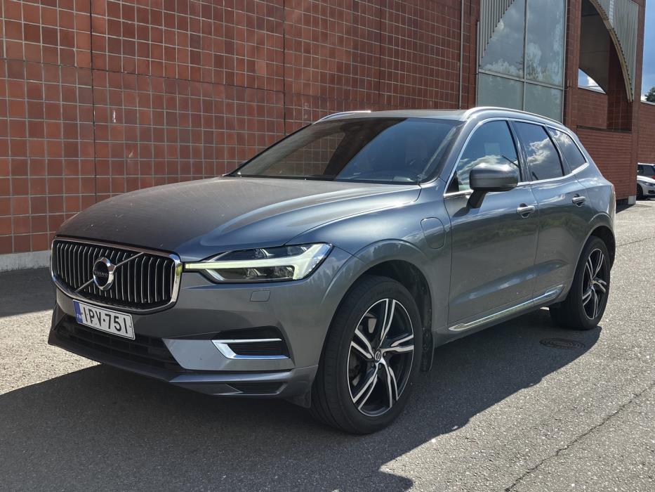 VOLVO XC60 2019