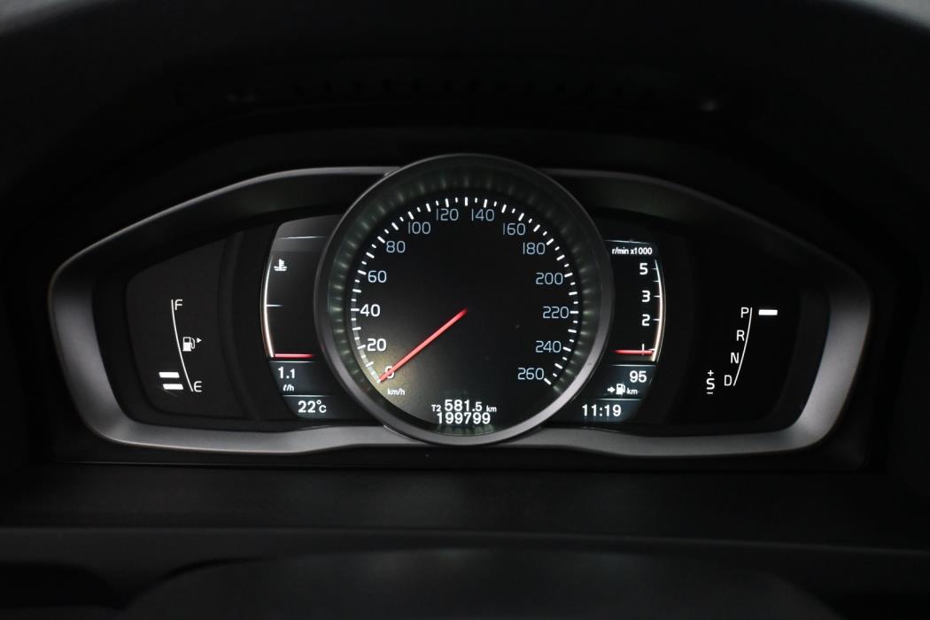 VOLVO V60 Cross Country 2016