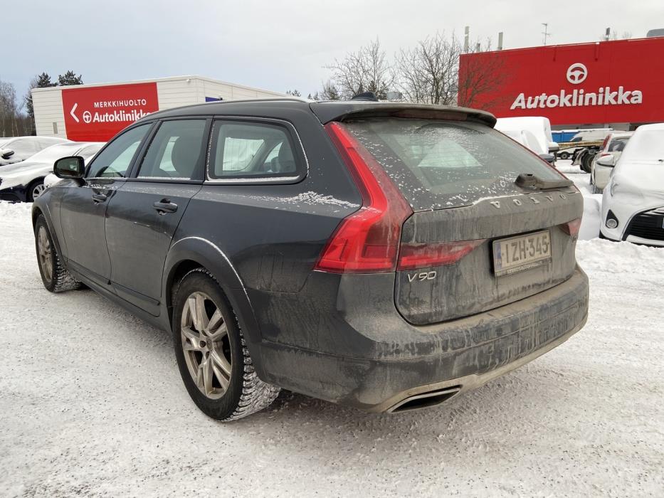 VOLVO V90 Cross Country 2020