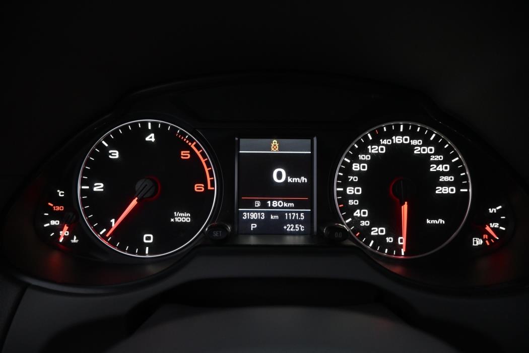 AUDI Q5 2011