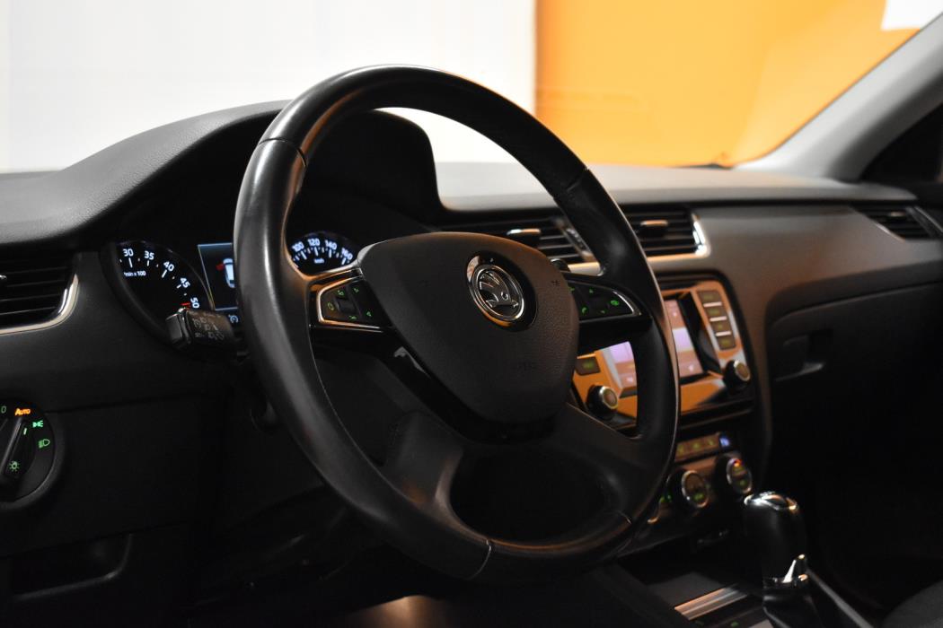 SKODA Octavia 2014
