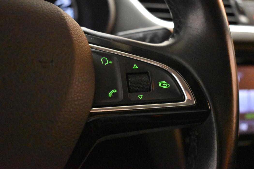 SKODA Octavia 2014