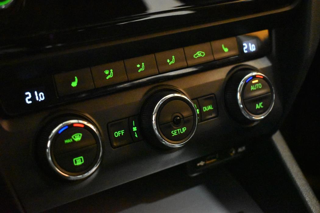 SKODA Octavia 2014