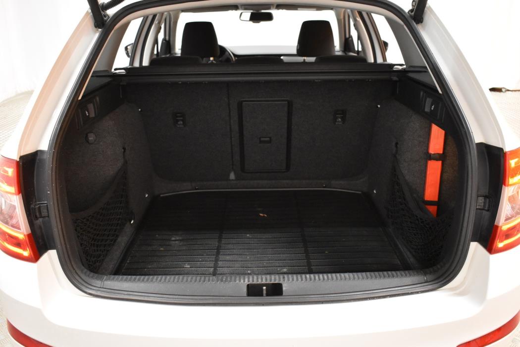 SKODA Octavia 2014
