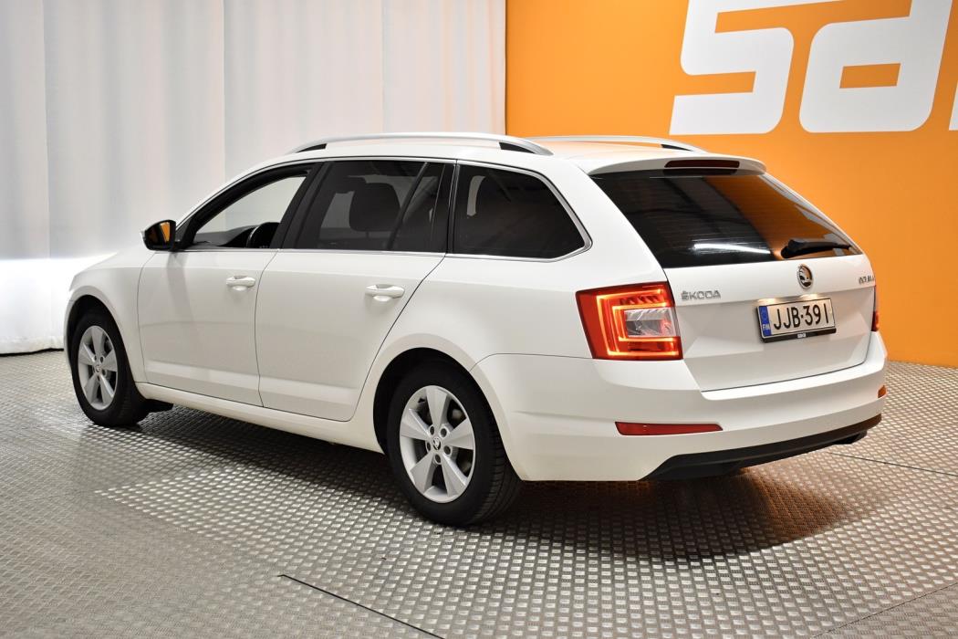 SKODA Octavia 2014
