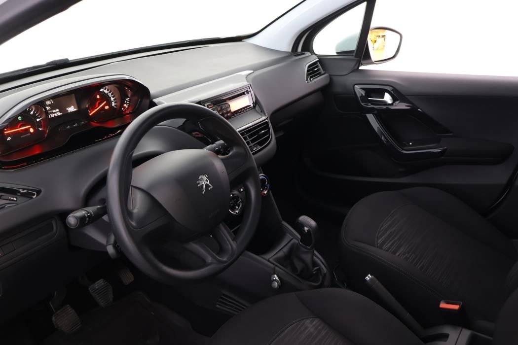 PEUGEOT 208 2014