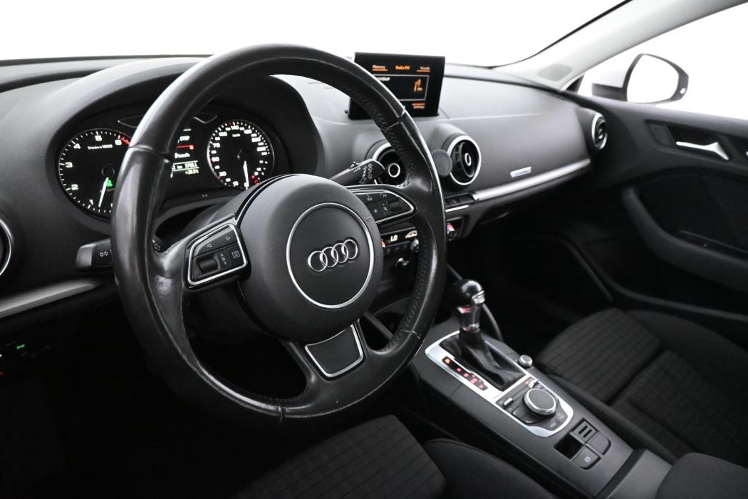 AUDI A3 2015