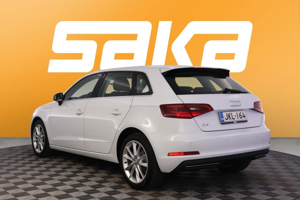 AUDI A3 2015