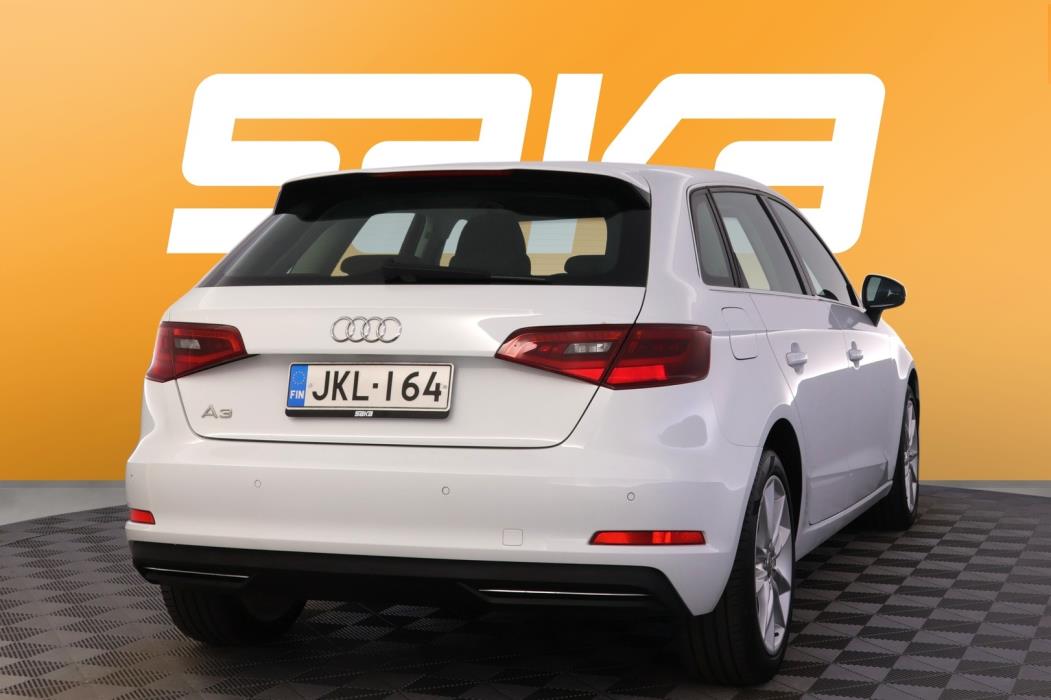 AUDI A3 2015