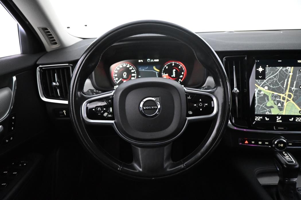 VOLVO V90 Cross Country 2018