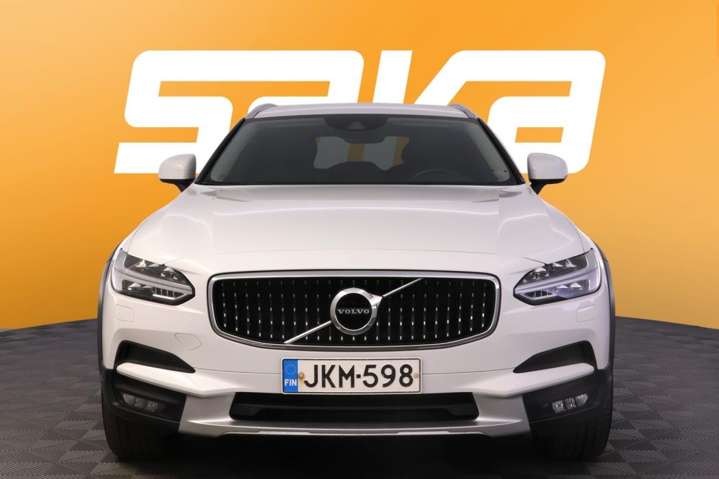 VOLVO V90 Cross Country 2018