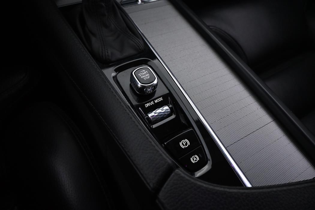 VOLVO V90 Cross Country 2018