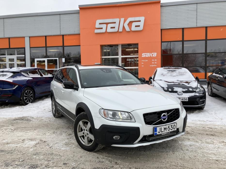 VOLVO XC70 2015