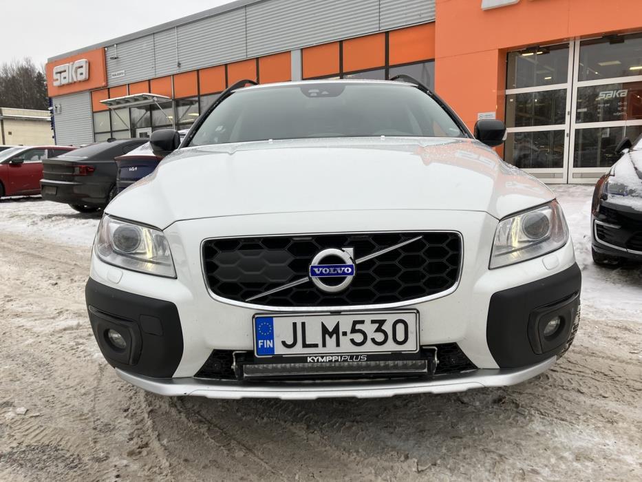 VOLVO XC70 2015